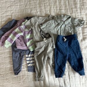8 piece kids assorted tops and pants (050)